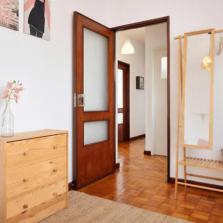 Apartment ! Luminous 2br Floor ! Praca Da Republica
